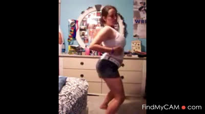 Chunky Amateur BBW with Big Tits on Webcam Strips