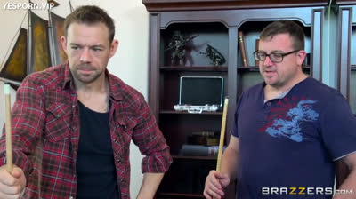 Piper Meets Mr.Creep