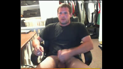 Straight Guy Masturbates on Webcam and Cums