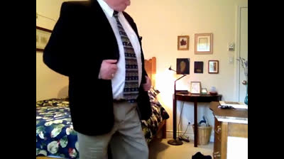 Bear Daddy's Striptease