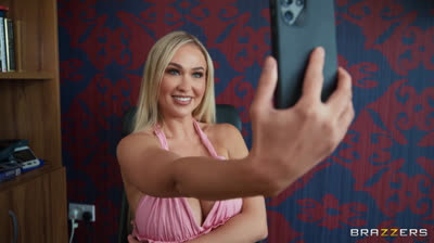 Sophie Reade Se Deja Follar Por El Fontanero