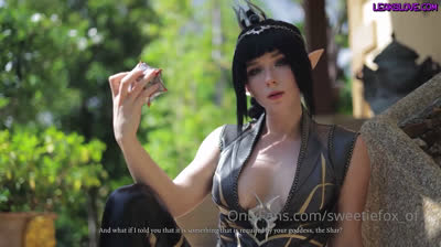 Sweetie fox cosplayer