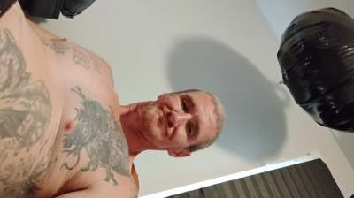 Whitecock2 masterbation