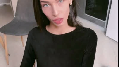 Heiage Braenette macht es mir in der Kaeche