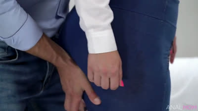 Hunk analyzes big-assed Spanish mature using new sex toy - SexVid.xxx