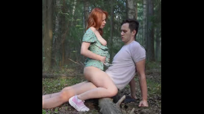 Follada en el bosque