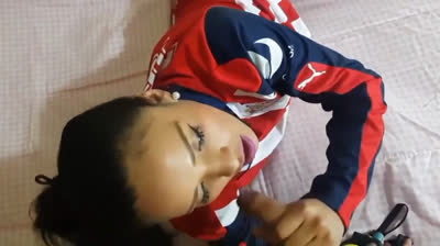 Novia mexicana mamando y follando