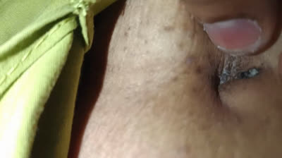 Sumathisri navel/thoppul rubbed and explored her dirty hole by relative