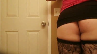 Femboy Twink Strips and Shows Off