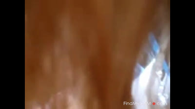 35-godisnja devojka iz Srbije snima se na web kameru