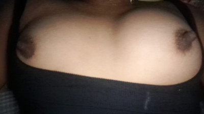 Trío 2 mujeres 1 hombre